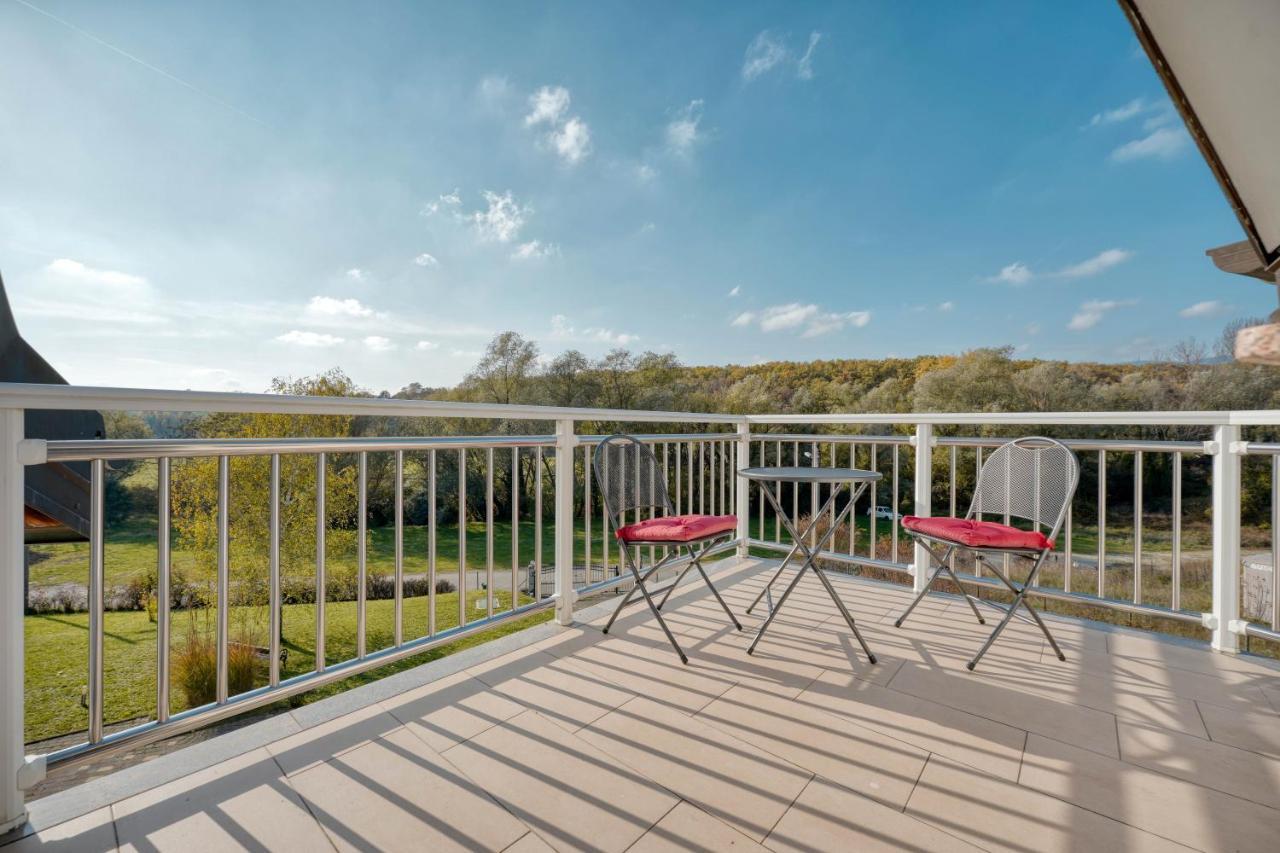 Astarea - Luxe Penthouse In Nature - Jacuzzi - Free Private Parking - Terrace & Balcony - Peace Zagrzeb Zewnętrze zdjęcie
